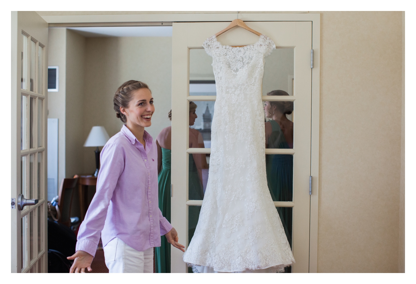 5 Reasons Why You Should Have Getting Ready Coverage The Day of Your Wedding - Michele Ashley Photography