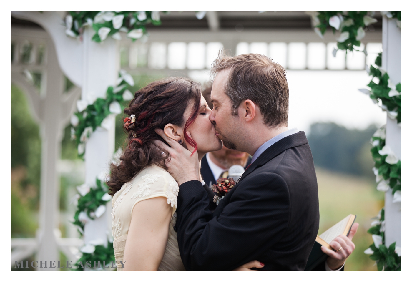Salem Cross Inn Wedding | DIY Wedding | Kat + Evan | Michele Ashley Photography 17